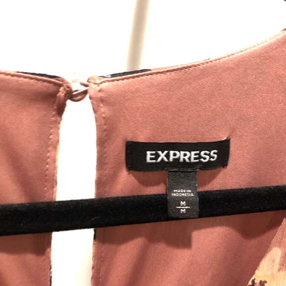 Express Sz M midi sundress - Picture 3 of 3